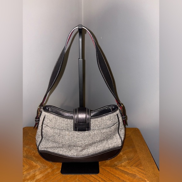 Coach Vintage G3J-9395 Demi Shoulder Bag - Picture 4 of 7